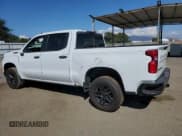 ✅ 2022 Chevrolet Silverado 1500 LT Trail Boss • VIN: 1GCPYFED1NZ200359 • Lot: 80747425. Wystawiony na Copart z przebiegiem 50 119 mil. Bezpłatny archiwum sprzedaży aukcyjnych z USA i szczegółowy raport historii pojazdu na DreamBid. Zdjęcie 2.