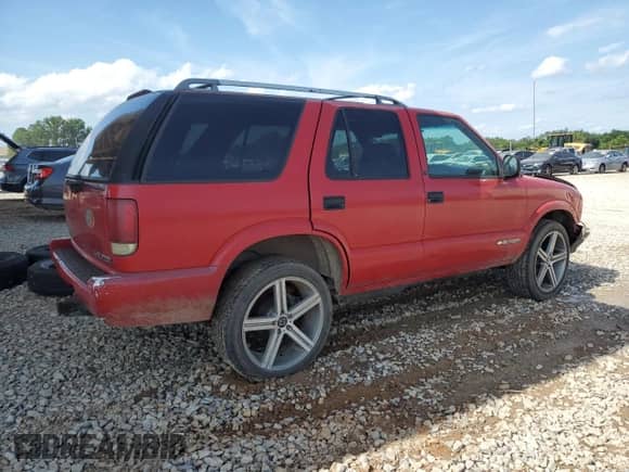 1995 Chevrolet Blazer z VIN 1GNCS13WXSK227918, wystawiony jako Copart lot #62003475 z przebiegiem 237 139 mil mil oraz Szkoda całkowita • Salvage title. Historia ofert i sprzedaży dostępna na DreamBid. Obrazek 3.