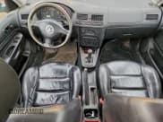 ✅ 2000 Volkswagen Jetta GLS • VIN: 3VWSA29M7YM063240 • Лот: 94083145. Опубликован ранее на Copart с пробегом 336 098 миль. Бесплатный доступ к архиву аукционных продаж из США и подробный отчёт об истории автомобиля на DreamBid. Изображение 8.