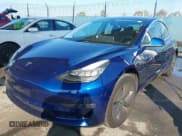 ✅ 2018 Tesla Model 3 Long Range Battery • VIN: 5YJ3E1EA8JF014706 • Lot: 41453650. Wystawiony na IAAI z przebiegiem 68 037 mil. Bezpłatny archiwum sprzedaży aukcyjnych z USA i szczegółowy raport historii pojazdu na DreamBid. Zdjęcie 2.