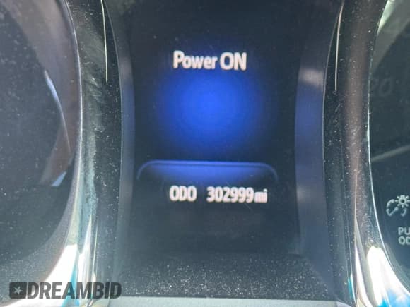 ✅ 2013 Toyota Avalon Limited • VIN: 4T1BD1EB6DU007882 • Lot: 90130455. Listed on Copart with 302,999 mi. Free auction sales archive from the USA and detailed vehicle history report at DreamBid. Image 8.