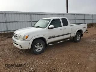 ✅ 2003 Toyota Tundra SR5 • VIN: 5TBBT44103S426095 • Лот: 93560205. Опубликован ранее на Copart с пробегом 196 507 миль. Бесплатный доступ к архиву аукционных продаж из США и подробный отчёт об истории автомобиля на DreamBid. Изображение 1.