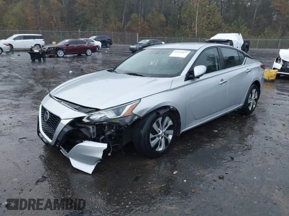✅ 2020 Nissan Altima S • VIN: 1N4BL4BV6LN318248 • Lot: 43743877. Listed on IAAI with 102,648 mi. Free auction sales archive from the USA and detailed vehicle history report at DreamBid. Image 2.