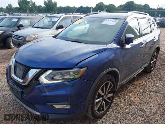 ✅ 2017 Nissan Rogue SV • VIN: JN8AT2MTXHW153932 • Lot: 42694899. Listed on IAAI with 96,550 mi. Free auction sales archive from the USA and detailed vehicle history report at DreamBid. Image 2.