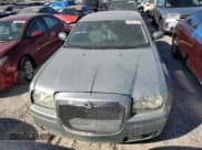 ✅ 2006 Chrysler 300 Touring • VIN: 2C3LA53G96H189949 • Lot: 80407765. Listed on Copart with 160,132 mi. Free auction sales archive from the USA and detailed vehicle history report at DreamBid. Image 5.