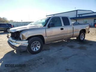 ✅ 2006 Chevrolet Silverado 1500 LS • VIN: 2GCEC19T261158725 • Lot: 91532325. Listed on Copart with 184,662 mi. Free auction sales archive from the USA and detailed vehicle history report at DreamBid. Image 1.