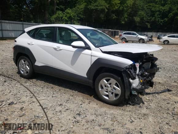 2025 Hyundai Kona SE with VIN KM8HA3AB5SU234479, listed as a Copart auction lot 67273115 with 2,546 mi miles and Salvage title. Bid and sale history available at DreamBid. Image 4.