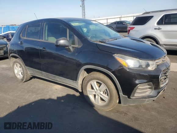 2019 Chevrolet Trax LS z VIN 3GNCJKSB9KL404321, wystawiony jako Copart lot #91449015 z przebiegiem 156 814 mil mil oraz Czysty tytuł • Clean title. Historia ofert i sprzedaży dostępna na DreamBid. Obrazek 4.