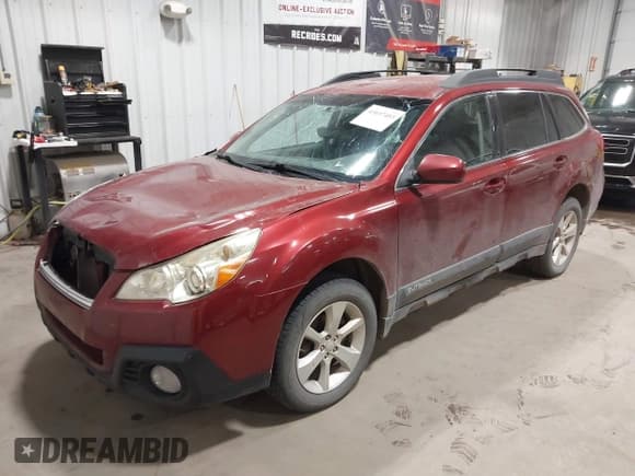 ✅ 2014 Subaru Outback Premium • VIN: 4S4BRCCC4E1267581 • Lot: 43697403. Listed on IAAI with 183,082 mi. Free auction sales archive from the USA and detailed vehicle history report at DreamBid. Image 19.