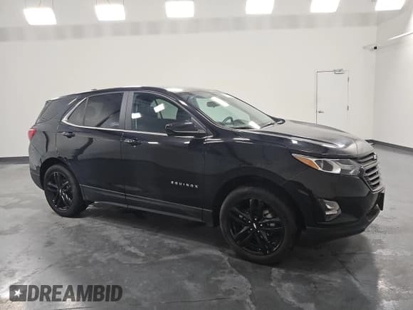 ✅ 2021 Chevrolet Equinox LT • VIN: 3GNAXUEV1ML395592 • Lot: 85890975. Listed on Copart with 18,790 mi. Free auction sales archive from the USA and detailed vehicle history report at DreamBid. Image 4.