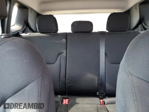 ✅ 2022 Jeep Renegade Sport • VIN: ZACNJDA19NPN80896 • Лот: 51635925. Опубликован ранее на Copart с пробегом 93 274 миль. Бесплатный доступ к архиву аукционных продаж из США и подробный отчёт об истории автомобиля на DreamBid. Изображение 10.