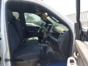 ✅ 2022 Ram 2500 Tradesman • VIN: 3C6UR5CJ9NG411030 • Lot: 43076878. Wystawiony na IAAI z przebiegiem Nie podano. Bezpłatny archiwum sprzedaży aukcyjnych z USA i szczegółowy raport historii pojazdu na DreamBid. Zdjęcie 5.