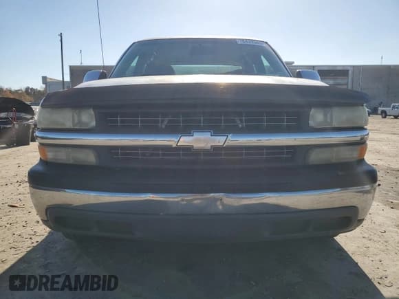 ✅ 2001 Chevrolet Silverado 1500 LS • VIN: 2GCEC19V511184505 • Лот: 78433344. Опубликован ранее на Copart с пробегом 272 652 миль. Бесплатный доступ к архиву аукционных продаж из США и подробный отчёт об истории автомобиля на DreamBid. Изображение 5.