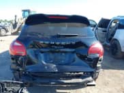 ✅ 2012 Porsche Cayenne • VIN: WP1AA2A20CLA06038 • Лот: 42199260. Опубликован ранее на IAAI с пробегом 161 681 миль. Бесплатный доступ к архиву аукционных продаж из США и подробный отчёт об истории автомобиля на DreamBid. Изображение 17.