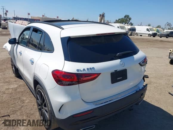 ✅ 2022 Mercedes-Benz GLA 250 • VIN: W1N4N4GB0NJ415217 • Lot: 43183829. Listed on IAAI with 22,395 mi. Free auction sales archive from the USA and detailed vehicle history report at DreamBid. Image 3.
