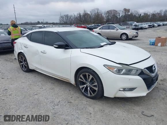 ✅ 2016 Nissan Maxima SL • VIN: 1N4AA6AP2GC423595 • Lot: 41490962. Wystawiony na IAAI z przebiegiem 192 727 mil. Bezpłatny archiwum sprzedaży aukcyjnych z USA i szczegółowy raport historii pojazdu na DreamBid. Zdjęcie 1.