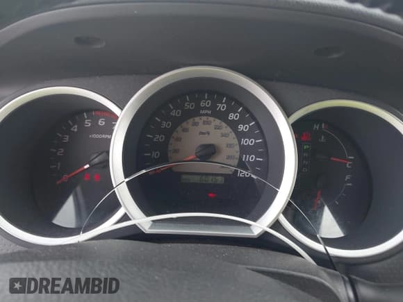 ✅ 2005 Toyota Tacoma • VIN: 5TETX22N75Z136419 • Lot: 42688073. Listed on IAAI with 60,151 mi. Free auction sales archive from the USA and detailed vehicle history report at DreamBid. Image 7.