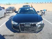 ✅ 2014 Audi A5 Premium • VIN: WAUGFAFR3EA055713 • Lot: 41231540. Wystawiony na IAAI z przebiegiem 63 323 mil. Bezpłatny archiwum sprzedaży aukcyjnych z USA i szczegółowy raport historii pojazdu na DreamBid. Zdjęcie 12.