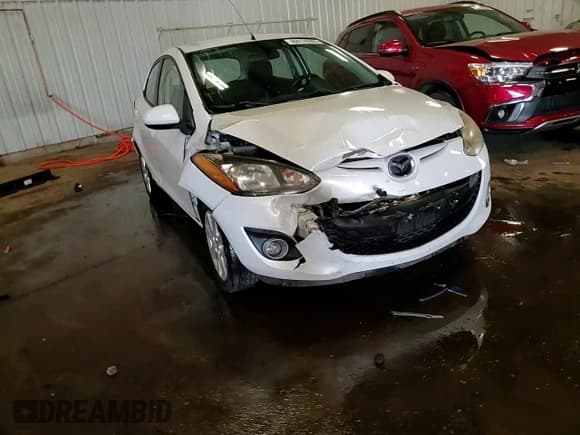✅ 2013 Mazda 2 Touring • VIN: JM1DE1LZ4D0163193 • Lot: 84178985. Listed on Copart with 118,522 mi. Free auction sales archive from the USA and detailed vehicle history report at DreamBid. Image 14.