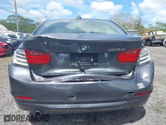 ✅ 2014 BMW 3 Series 328d • VIN: WBA3D3C54EK155539 • Лот: 43461318. Опубликован ранее на IAAI с пробегом 69 949 миль. Бесплатный доступ к архиву аукционных продаж из США и подробный отчёт об истории автомобиля на DreamBid. Изображение 16.