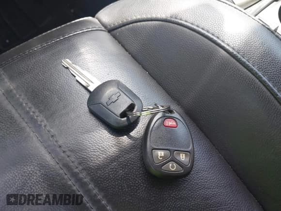 ✅ 2013 Chevrolet Captiva Sport LTZ • VIN: 3GNAL4EK5DS542942 • Lot: 41991896. Wystawiony na IAAI z przebiegiem 127 354 mil. Bezpłatny archiwum sprzedaży aukcyjnych z USA i szczegółowy raport historii pojazdu na DreamBid. Zdjęcie 11.