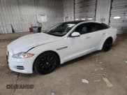 ✅ 2013 Jaguar XJ • VIN: SAJWA1C74D8V40837 • Лот: 93252035. Опубликован ранее на Copart с пробегом 114 778 миль. Бесплатный доступ к архиву аукционных продаж из США и подробный отчёт об истории автомобиля на DreamBid. Изображение 1.