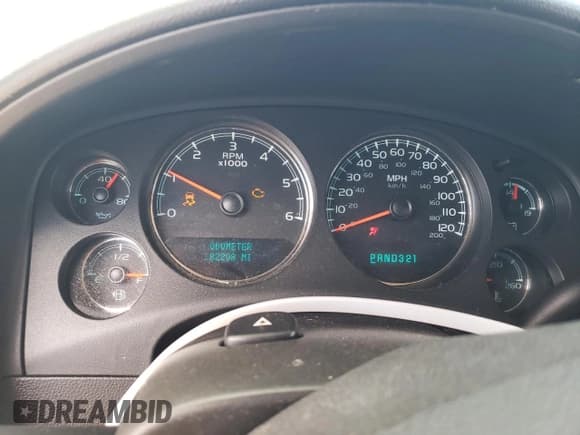 ✅ 2008 Chevrolet Suburban LTZ • VIN: 1GNFK16388J122713 • Lot: 69720454. Wystawiony na Copart z przebiegiem 182 208 mil. Bezpłatny archiwum sprzedaży aukcyjnych z USA i szczegółowy raport historii pojazdu na DreamBid. Zdjęcie 9.