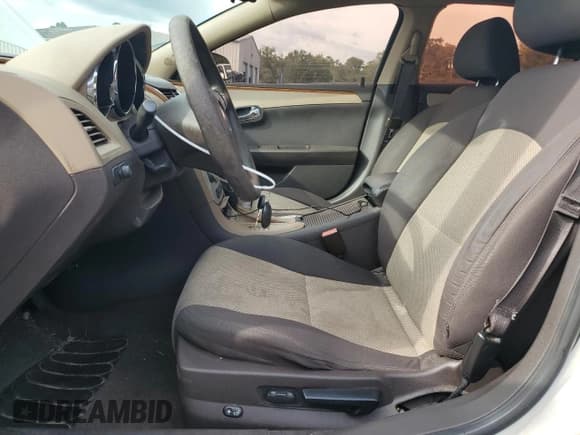 ✅ 2012 Chevrolet Malibu 1LT • VIN: 1G1ZC5E09CF218713 • Lot: 72818354. Listed on Copart with 155,811 mi. Free auction sales archive from the USA and detailed vehicle history report at DreamBid. Image 7.