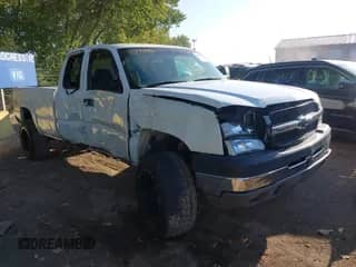 2004 Chevrolet Silverado 2500HD LS с VIN 1GCHK29UX4E360593, выставлен на аукционе IAAI как лот 43219899 с пробегом 266 081 миль миль и . История ставок и продаж доступна на DreamBid. Изображение 1.