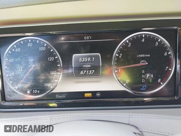 ✅ 2014 Mercedes-Benz S 550 • VIN: WDDUG8CB2EA057350 • Лот: 41718815. Опубликован ранее на IAAI с пробегом 67 137 миль. Бесплатный доступ к архиву аукционных продаж из США и подробный отчёт об истории автомобиля на DreamBid. Изображение 15.