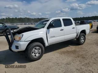 ✅ 2015 Toyota Tacoma PreRunner • VIN: 3TMJU4GN6FM179474 • Lot: 69581945. Listed on Copart with 211,078 mi. Free auction sales archive from the USA and detailed vehicle history report at DreamBid. Image 1.