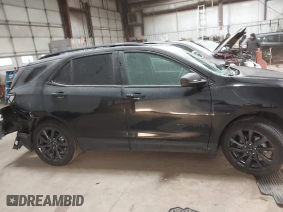 ✅ 2024 Chevrolet Equinox RS • VIN: 3GNAXWEG3RL222998 • Lot: 41281790. Listed on IAAI with 10,885 mi. Free auction sales archive from the USA and detailed vehicle history report at DreamBid. Image 13.