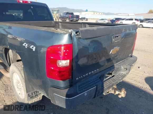 ✅ 2011 Chevrolet Silverado 2500HD LTZ • VIN: 1GC1KYC82BF152084 • Лот: 43281621. Опубликован ранее на IAAI с пробегом 163 157 миль. Бесплатный доступ к архиву аукционных продаж из США и подробный отчёт об истории автомобиля на DreamBid. Изображение 6.