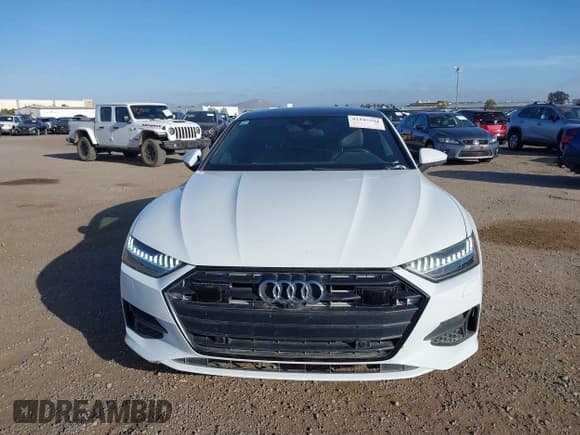 ✅ 2020 Audi A7 Premium Plus • VIN: WAUU2AF29LN057151 • Лот: 42245594. Опубликован ранее на IAAI с пробегом 39 610 миль. Бесплатный доступ к архиву аукционных продаж из США и подробный отчёт об истории автомобиля на DreamBid. Изображение 12.