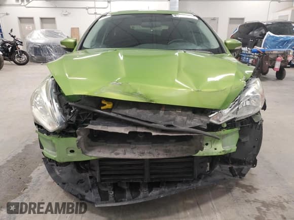 ✅ 2018 Ford Focus SE • VIN: 1FADP3K20JL290288 • Lot: 87224395. Wystawiony na Copart z przebiegiem 44 685 mil. Bezpłatny archiwum sprzedaży aukcyjnych z USA i szczegółowy raport historii pojazdu na DreamBid. Zdjęcie 5.