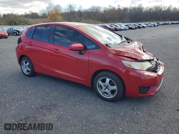 ✅ 2016 Honda Fit LX • VIN: JHMGK5H55GX039723 • Lot: 91887915. Listed on Copart with 102,653 mi. Free auction sales archive from the USA and detailed vehicle history report at DreamBid. Image 4.