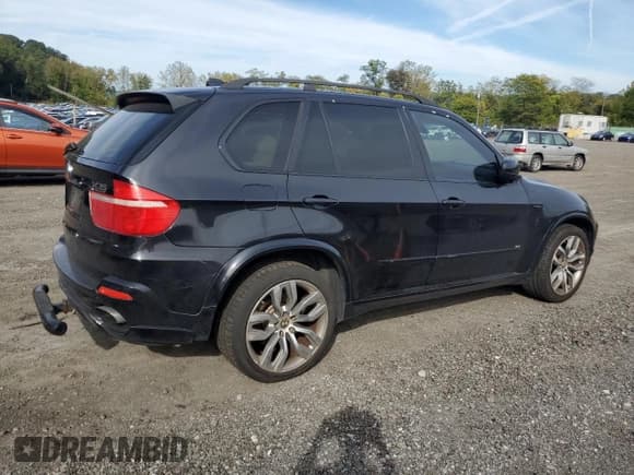 ✅ 2008 BMW X5 4.8i • VIN: 5UXFE83558L166217 • Лот: 84262655. Опубликован ранее на Copart с пробегом 182 554 миль. Бесплатный доступ к архиву аукционных продаж из США и подробный отчёт об истории автомобиля на DreamBid. Изображение 3.