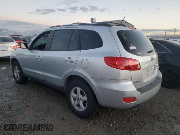 ✅ 2008 Hyundai Santa Fe GLS • VIN: 5NMSG73D98H207249 • Lot: 84559414. Listed on Copart with 137,412 mi. Free auction sales archive from the USA and detailed vehicle history report at DreamBid. Image 2.