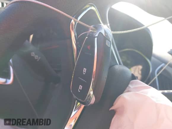 2018 Chevrolet Cruze LT with VIN 3G1BD6SMXJS558604, listed as a IAAI auction lot 41048285 with Not provided miles and . Bid and sale history available at DreamBid. Image 11.