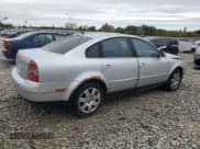 ✅ 2005 Volkswagen Passat GLS • VIN: WVWAE63B85E046319 • Lot: 84974765. Listed on Copart with 407,638 mi. Free auction sales archive from the USA and detailed vehicle history report at DreamBid. Image 3.