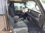 ✅ 2020 Jeep Wrangler Unlimited Sport S • VIN: 1C4HJXDN9LW218468 • Lot: 42490190. Wystawiony na IAAI z przebiegiem 114 542 mil. Bezpłatny archiwum sprzedaży aukcyjnych z USA i szczegółowy raport historii pojazdu na DreamBid. Zdjęcie 5.