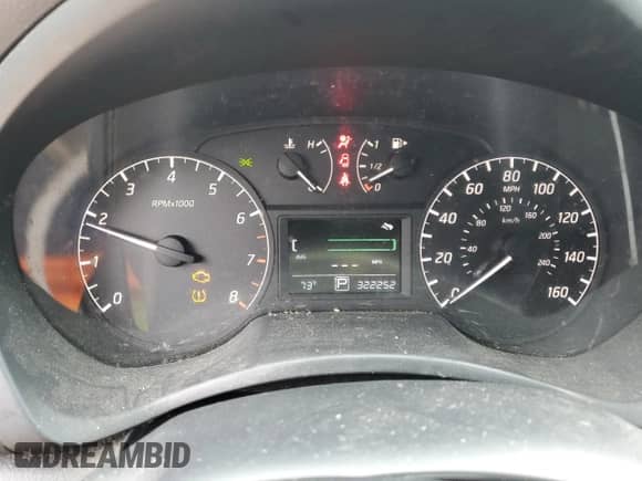 2017 Nissan Sentra SR with VIN 3N1AB7AP0HY340496, listed as a Copart auction lot 81978535 with 322,252 mi miles and Clean title. Bid and sale history available at DreamBid. Image 9.