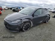 ✅ 2024 Tesla Model Y Performance • VIN: 7SAYGDEFXRF063420 • Лот: 43082845. Опубликован ранее на Copart с пробегом 15 393 миль. Бесплатный доступ к архиву аукционных продаж из США и подробный отчёт об истории автомобиля на DreamBid. Изображение 1.
