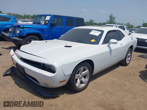 ✅ 2014 Dodge Challenger Rallye Redline • VIN: 2C3CDYAG3EH103979 • Lot: 42414397. Wystawiony na IAAI z przebiegiem 124 523 mil. Bezpłatny archiwum sprzedaży aukcyjnych z USA i szczegółowy raport historii pojazdu na DreamBid. Zdjęcie 16.