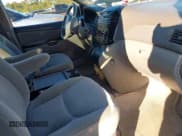 ✅ 2005 Toyota Sienna LE • VIN: 5TDZA23C05S336337 • Lot: 43503930. Wystawiony na IAAI z przebiegiem 337 209 mil. Bezpłatny archiwum sprzedaży aukcyjnych z USA i szczegółowy raport historii pojazdu na DreamBid. Zdjęcie 5.