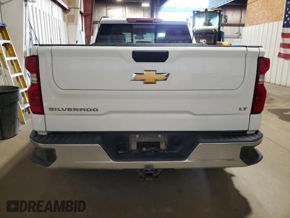 ✅ 2025 Chevrolet Silverado 1500 • VIN: 3GCPKDEK5SG134768 • Лот: 70582685. Опубликован ранее на Copart с пробегом 33 625 миль. Бесплатный доступ к архиву аукционных продаж из США и подробный отчёт об истории автомобиля на DreamBid. Изображение 6.
