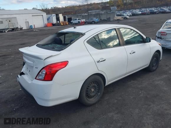✅ 2019 Nissan Versa SV • VIN: 3N1CN7AP0KL836984 • Lot: 43636931. Listed on IAAI with 142,667 mi. Free auction sales archive from the USA and detailed vehicle history report at DreamBid. Image 4.