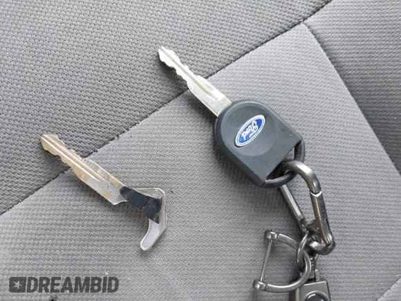 ✅ 2005 Ford F-150 XL • VIN: 1FTRF12205NB72906 • Lot: 42944020. Listed on IAAI with 154,681 mi. Free auction sales archive from the USA and detailed vehicle history report at DreamBid. Image 11.