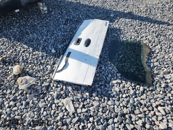 ✅ 2012 Ford F-250 XL • VIN: 1FT7X2A61CEC67924 • Lot: 67895235. Listed on Copart with 331,460 mi. Free auction sales archive from the USA and detailed vehicle history report at DreamBid. Image 12.