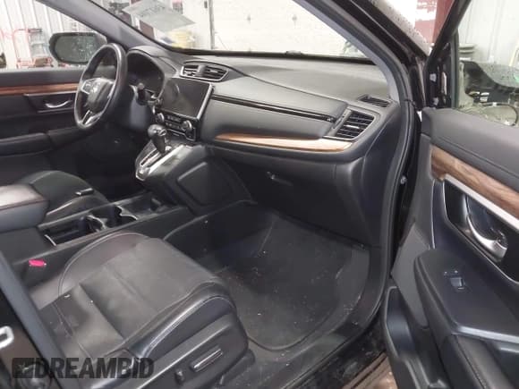 ✅ 2018 Honda CR-V EX-L • VIN: 7FARW2H82JE038056 • Lot: 43617104. Wystawiony na IAAI z przebiegiem 106 907 mil. Bezpłatny archiwum sprzedaży aukcyjnych z USA i szczegółowy raport historii pojazdu na DreamBid. Zdjęcie 5.